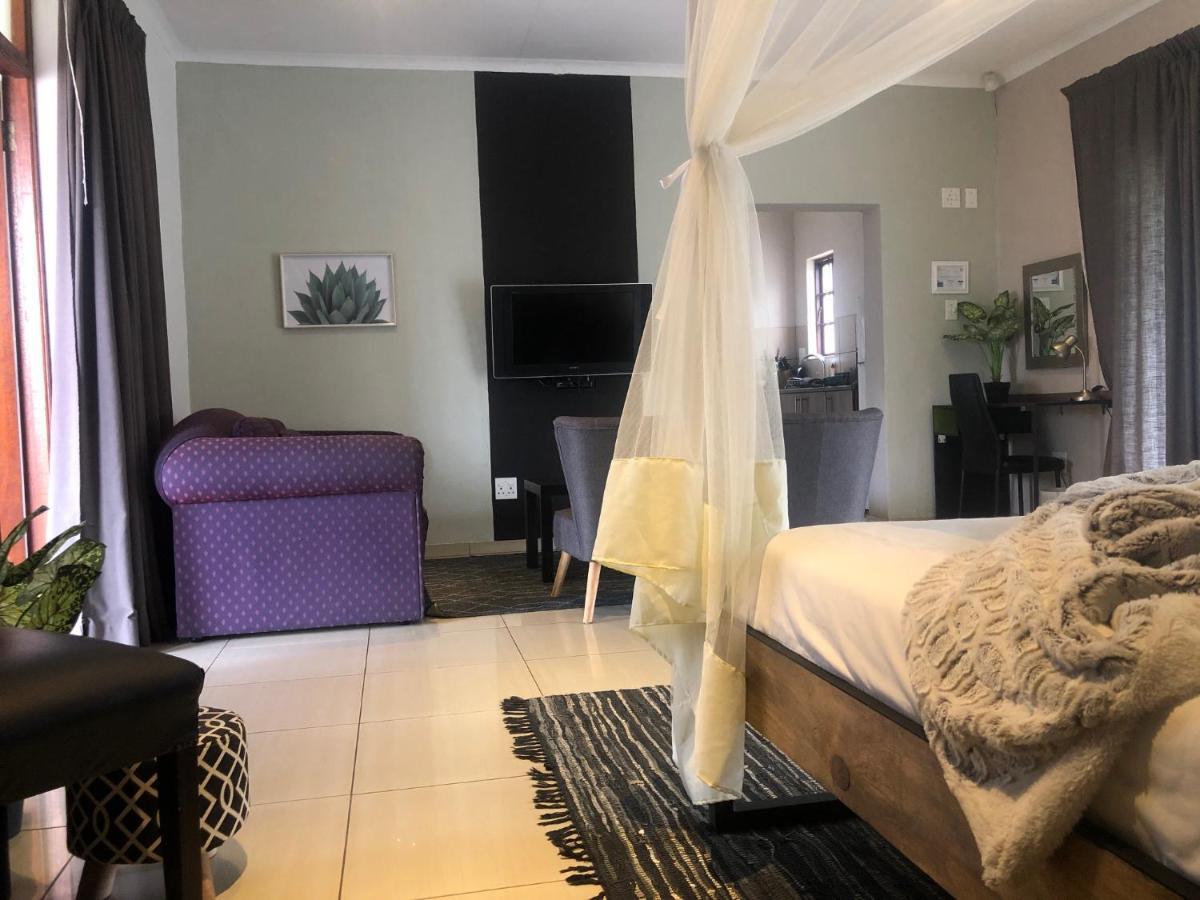 Cu Guest House Phalaborwa Eksteriør billede
